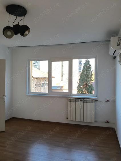 Vand apartament cu 2 camere-etajul 1 - 6