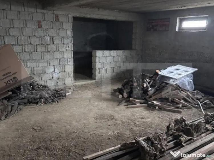 Casa la ro?u Mana?turel ,teren generos,priveli?te pano - 15