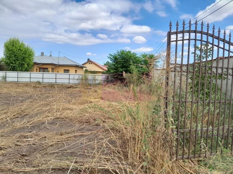 Movilita (IL)-teren de inch. 1800 mp stradal, 30 ml desch, langa Profi - 21