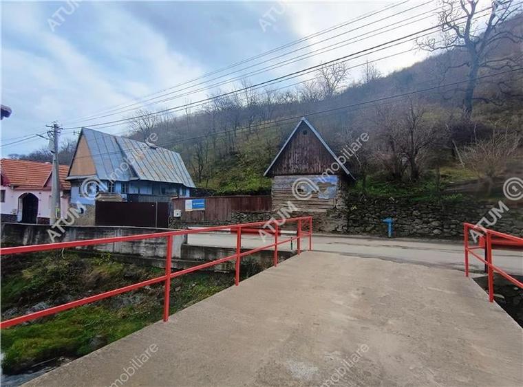 Casa traditionala din lemn cu 930 mp teren langa Sibiu - 30