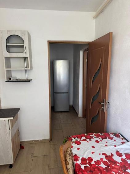 Vand apartament 2 camere - 2