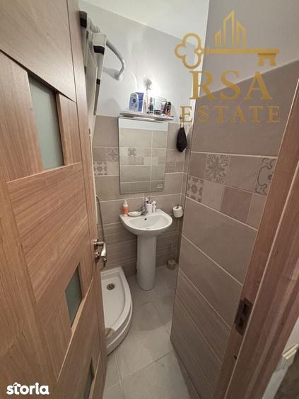 Garsoniera de vanzare etaj 1 zona Dovali Rm Valcea - 3
