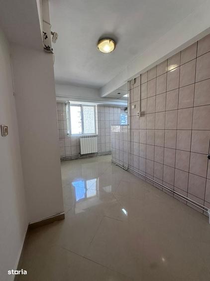 Apartament cu 4 camere, decomandat, stradal, B-dul Decebal, 111.7 mp - 2
