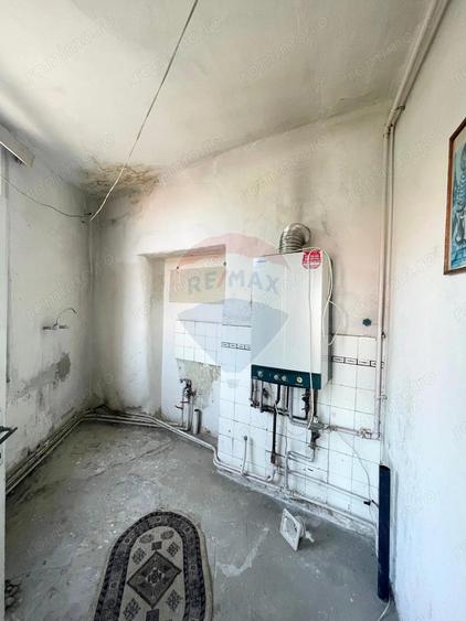 Casa cu 3 camere de vanzare in zona centrala comison 0% - 12