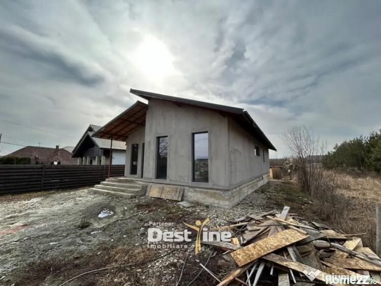 Casa Girov 100mp 56.000 560mp Teren - 2