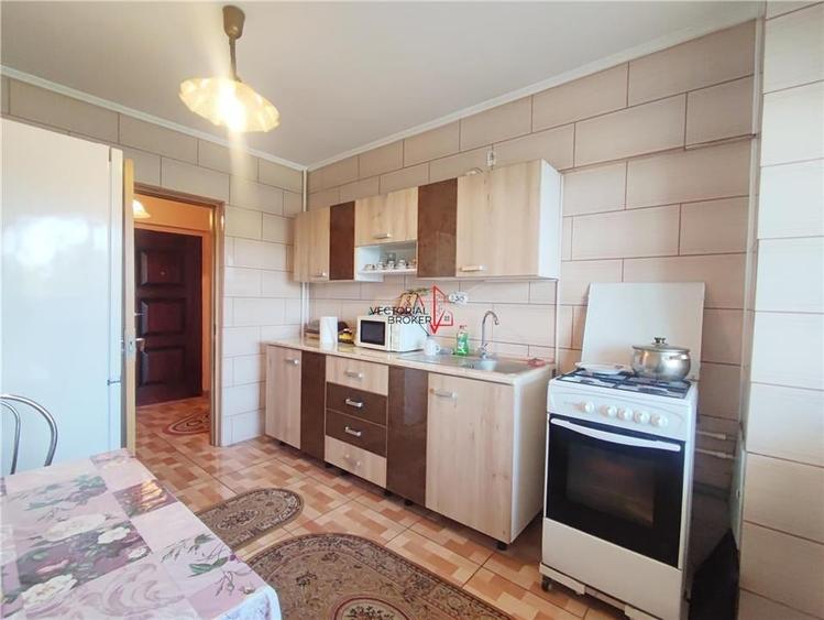 Apartament decomandat la et.2/10, vedere panoramica pe parcul TEI - 5