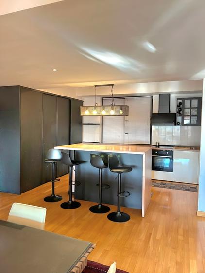 Apartament elegant cu 4 dormitoare și terasă cu vedere la Satul Francez - 3