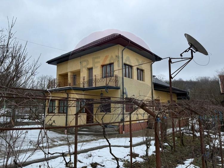 Casă / Vilă cu 6 camere de vânzare - 15