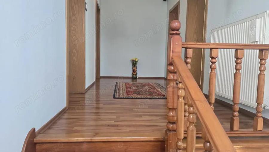 Vand proprietate in Deva. zona Ceangai, compusa din 2 case de locuit, constructii din anul 2003 - 12