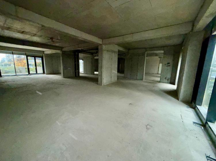 SPATIU COMERCIAL PIPERA - COMISION 0% - 8