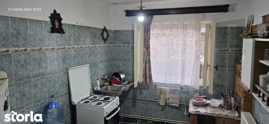 Casa spatioasa 5 camere si teren de 3.000 mp Dragomiresti, 10 min - 2
