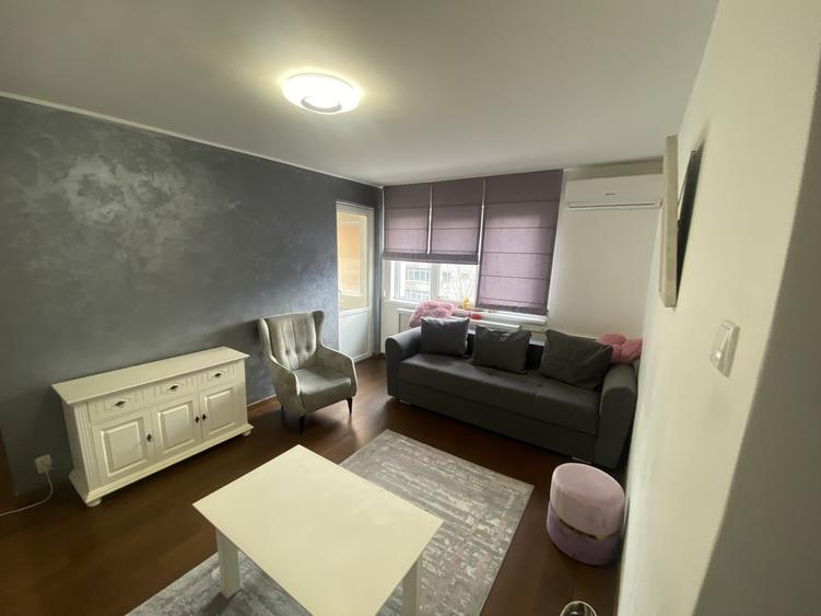 Apartament cu 2 camere semidecomandat în Titan