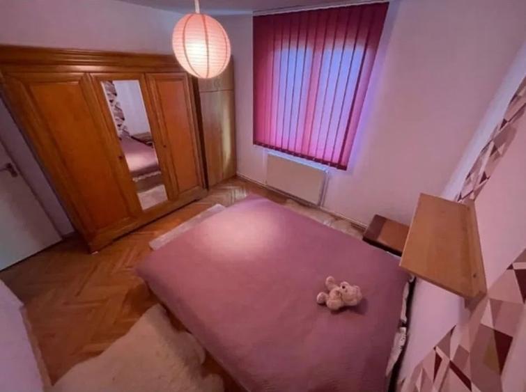 De vanzare apartament cu 3 camere in Dambu - 8