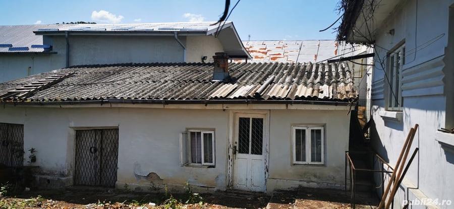 Husi, casa de vanzare cu 4 camere si teren 2000 metri - 4