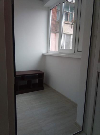 Inchiriez garsoniera - 5