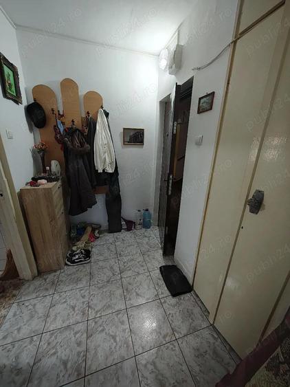 Vand apartament cu 2 camere in Hunedoara, Micro 4, parter . Pret 38000 EUR neg - 5