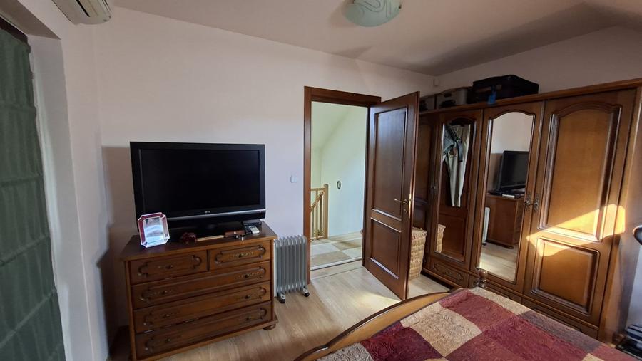 De vanzare casa singur in curte, 4 camere, Cart. Orizontului - 7