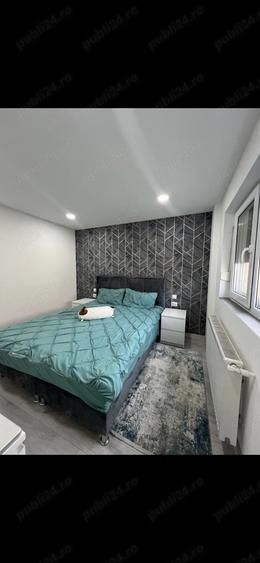 Vand apartament 3 camere complet renovat, etaj 5 10 - 5