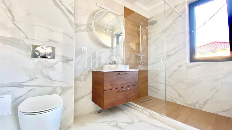 REV2003477 Casa 5 camere Otopeni cu terasa si teren de 325mp - 20