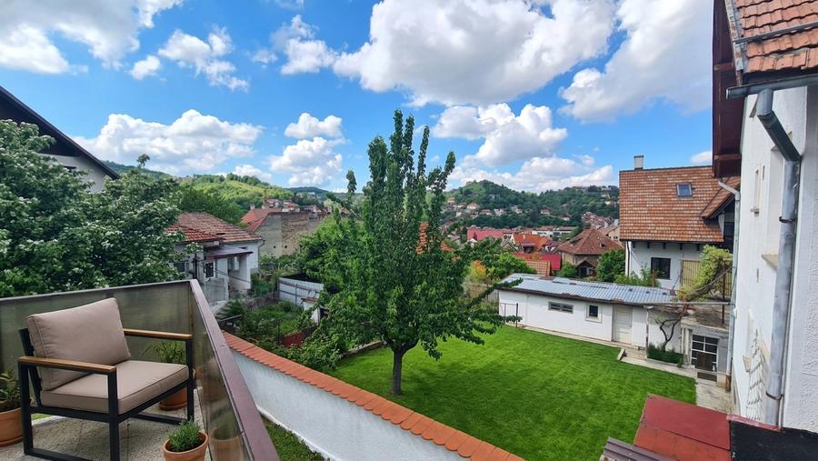 Casa singur in curte - zona Centrul Istoric - peisaj panoramic - 5