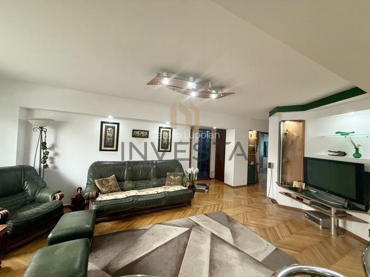 Apartament cu 4 camere de vanzare in Manastur - zona Piata Ion Mester