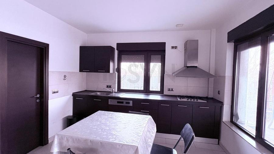 REV2005643 Casa 6 camere cu 3 locuri de parcare in Pipera in spatele Cortina Nor - 4