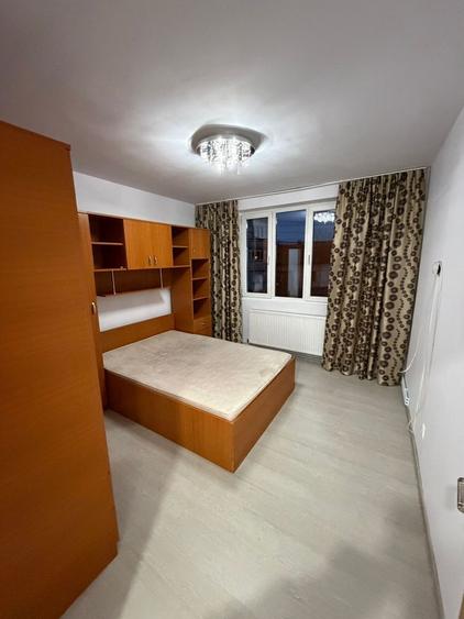 Vand apartament-Lugoj,str.Traian Grozavescu - 7