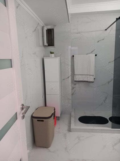 Inchiriez Camera la Curte - 10