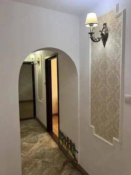 Faleza Nord 3 camere decomandate, etajul 1. - 3