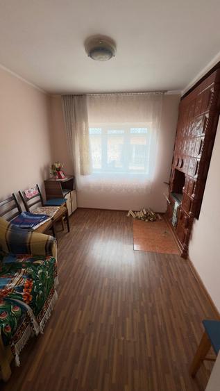 Vand casa + teren in Targu Frumos - 2