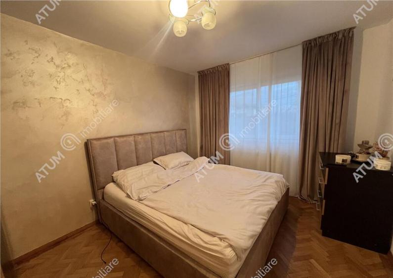 Apartament de 2 camere cu balcon si pivnita zona Vasile Aron - 2