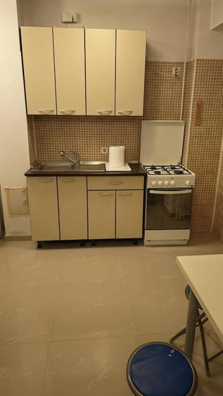 Particular inchiriez garsoniera Tineretului bd. Sincai - 6