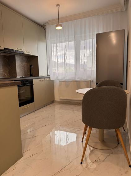 Studio premium, terasa cu vedere spre Parcul Mara, prima inchiriere - 1