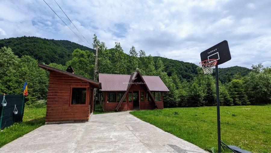 Vand Pensiune Satic - 2