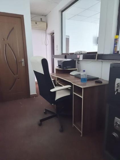 Spațiu comercial, de 52 mp, în Central