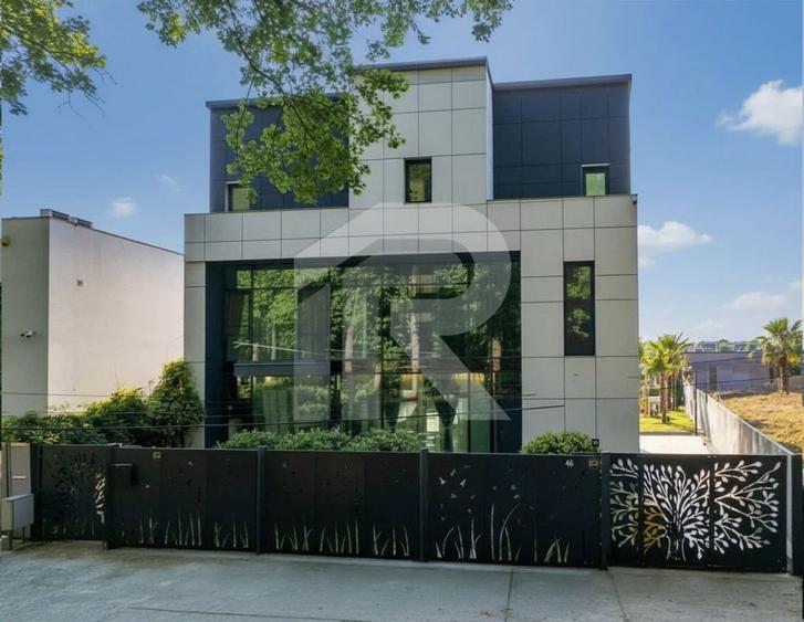 Pe Malul Snagovului, Unde Luxul Devine Cotidian - 43