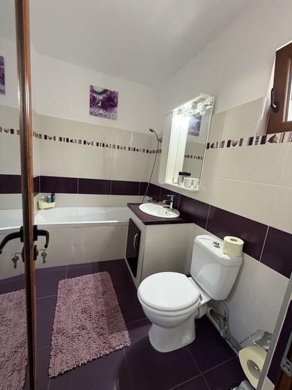 Apartament cu 2 camere decomandat în Obor