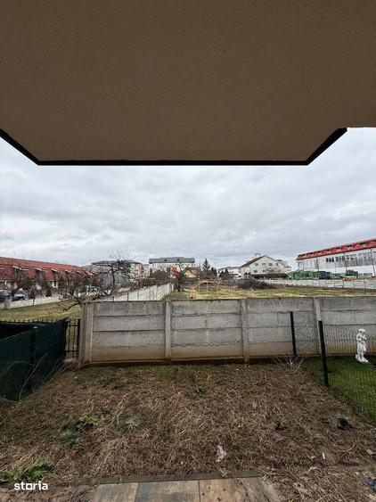 De vanzare Casa isiruita, zona Carolina Mall Cartier Nou - 2