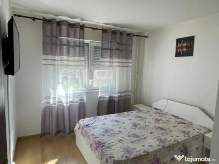 Apartament 2 camere, 54 mp, zona Rovine - 1