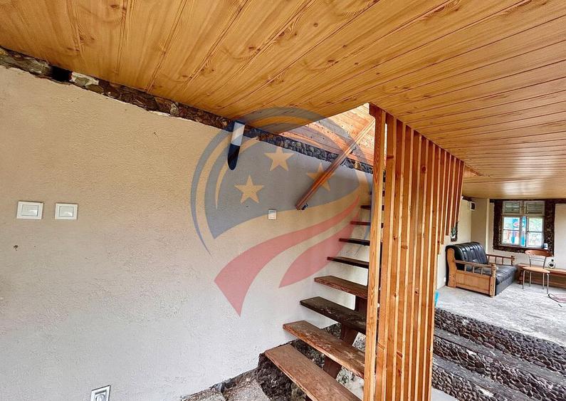 Pensiune in Dubova de vanzare - 1