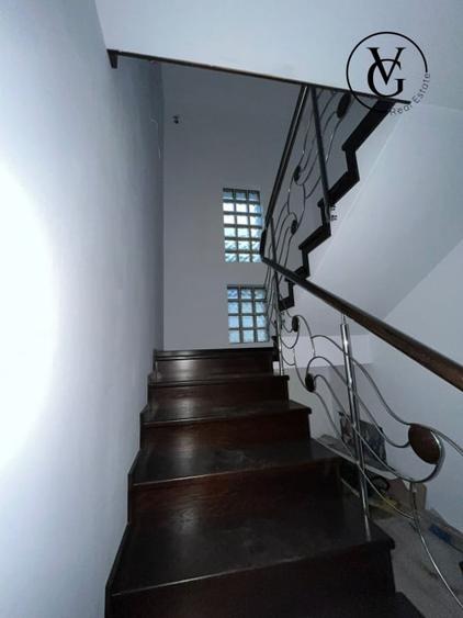 Vila Comuna Berceni | 7 camere - 9