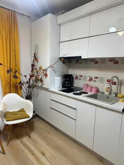 Apartament de inchiriat 2 camere Tomis Plus Maurer B2 cu balcon - Parcare + Boxa inclusa - 4