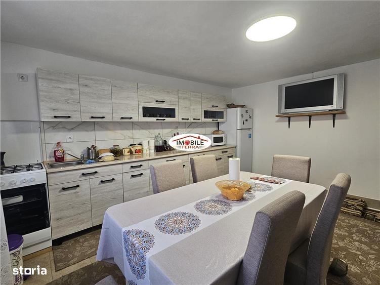 Casa de vanzare in Sura Mare - 7