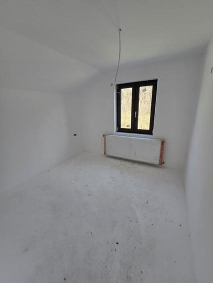 Casa langa Parcul Dendrologic - 12