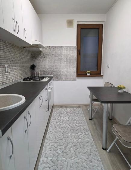 3 camere Piata Chibrit - langa metrou 1 Mai - 5