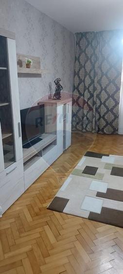 Apartament cu 3 camere de inchiriat in zona Central - 6