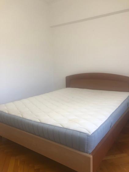 De inchiriat 3 cam Piata Unirii fantani stradal - 9