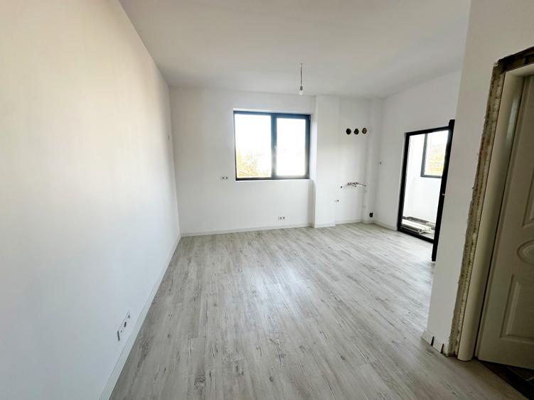Apartament cu 3 camere, Zimbru-Tigarete, bloc nou - 2