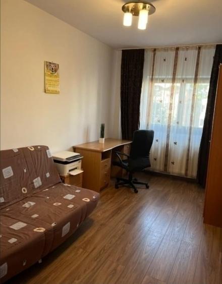 Etajul 3- gara-2 camere decomandate - 6