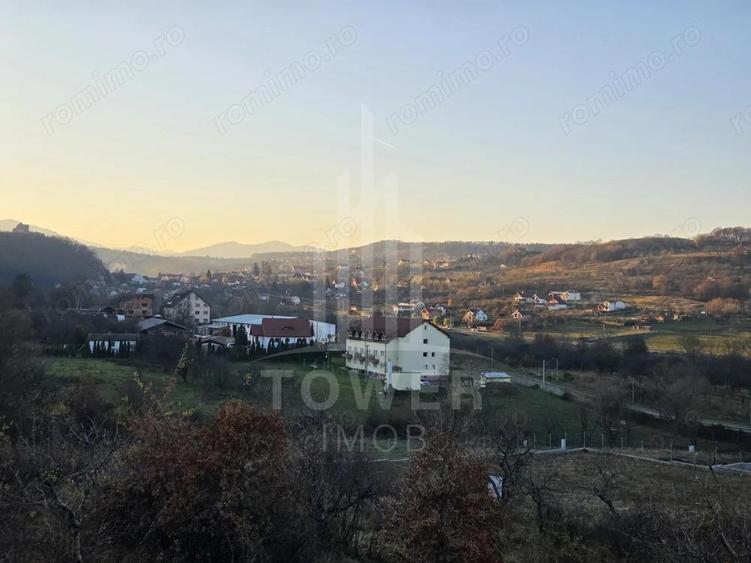 Casa moderna in Cisnadioara / Cisnadie vedere catre Cetatea Cisnadioara - 8